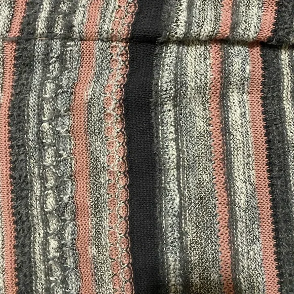 Cardigan - Picture 3 of 4